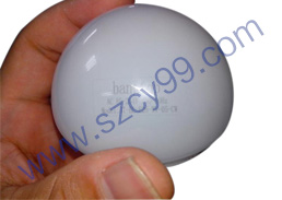 您好，請問您公司的設備能不能加工玻璃？