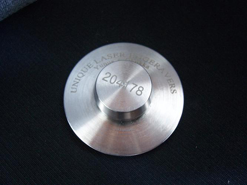 激光打標機引領現(xiàn)代化加工業(yè)