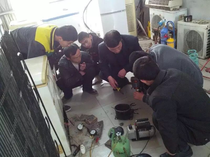 �ĳ������A�I������Ӗ�WУ