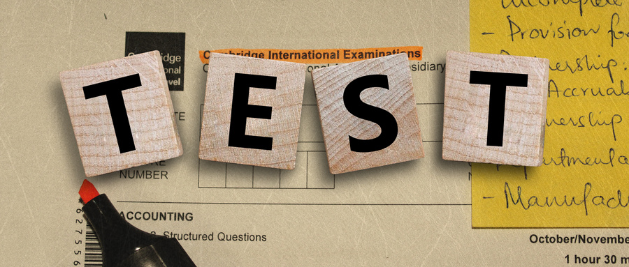 ���кͽy(t��ng)�еą^(q��)�e