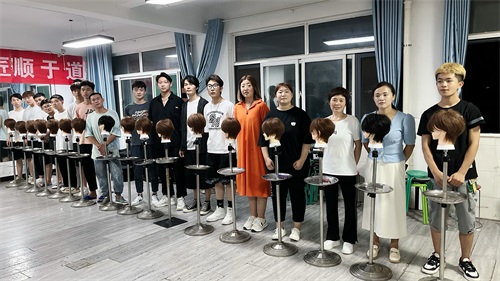 ���������A�I(y��)��Ӗ�WУ